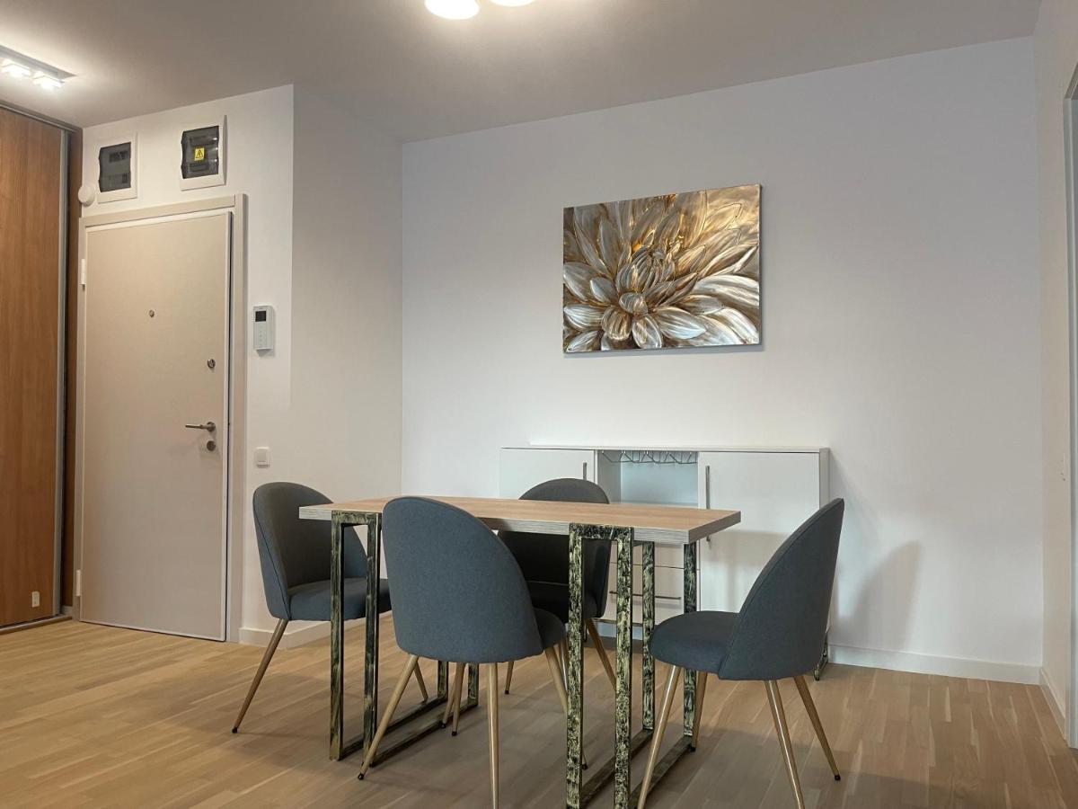 C-Entral Apartments Bucharest With Private Parking Екстериор снимка