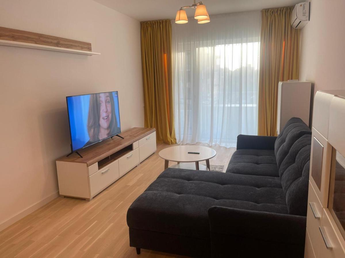 C-Entral Apartments Bucharest With Private Parking Екстериор снимка