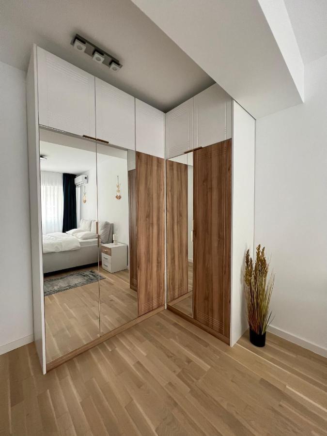 C-Entral Apartments Bucharest With Private Parking Екстериор снимка