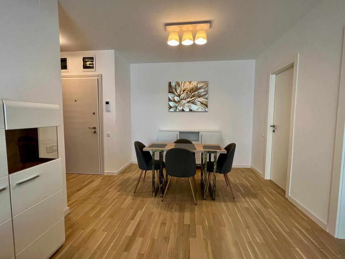 C-Entral Apartments Bucharest With Private Parking Екстериор снимка