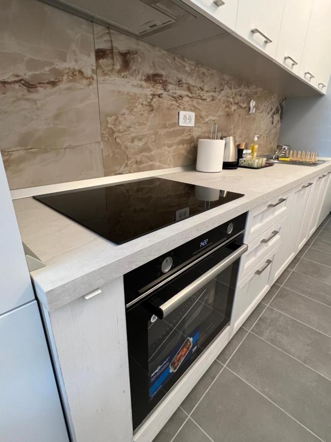 C-Entral Apartments Bucharest With Private Parking Екстериор снимка