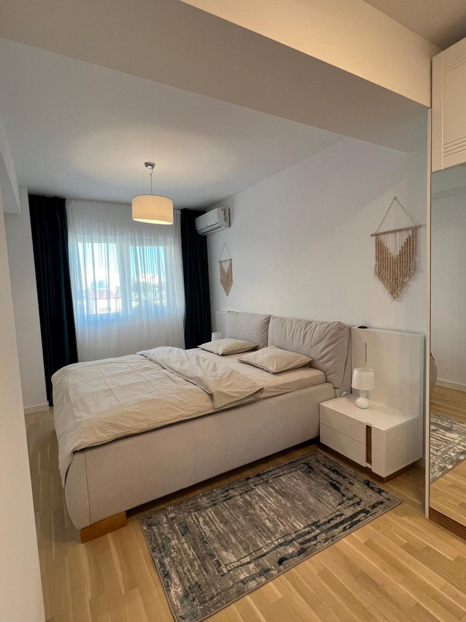 C-Entral Apartments Bucharest With Private Parking Екстериор снимка